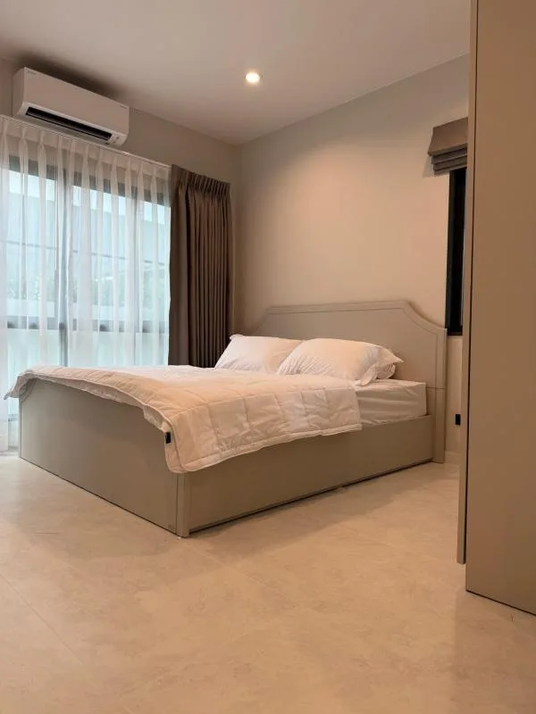 Property photos for Sansiri 10 East