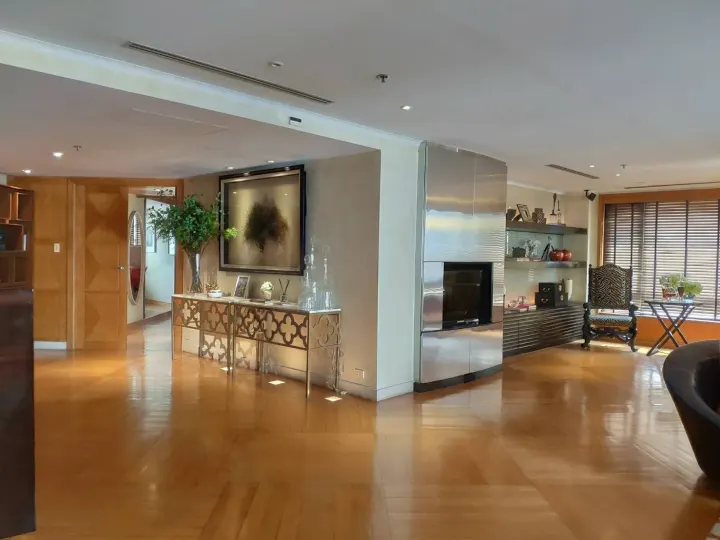 Property photos for Baan Piya Sathorn