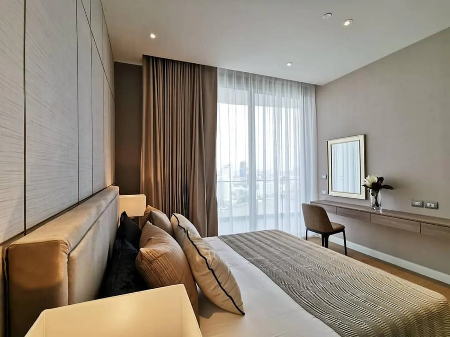 Property photos for Magnolias Waterfront Residences