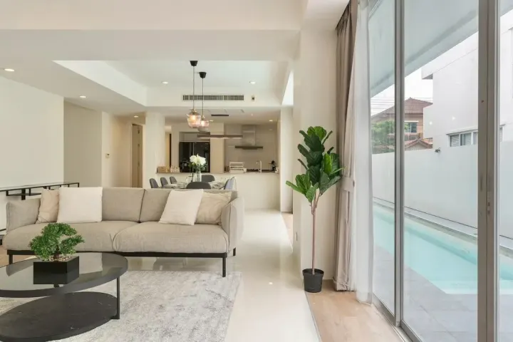 Property photos for Courtyard Villa Rama 9-wongwaen