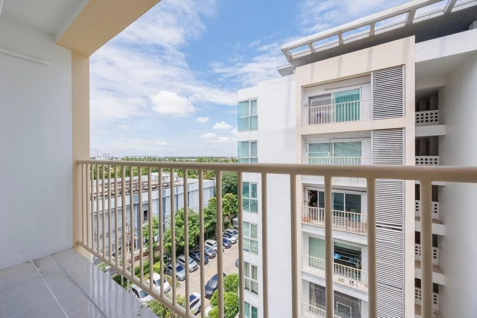Property photos for Metro Park Sathorn