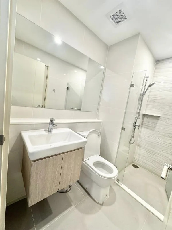 Property photos for Life Rama 4 - Asoke