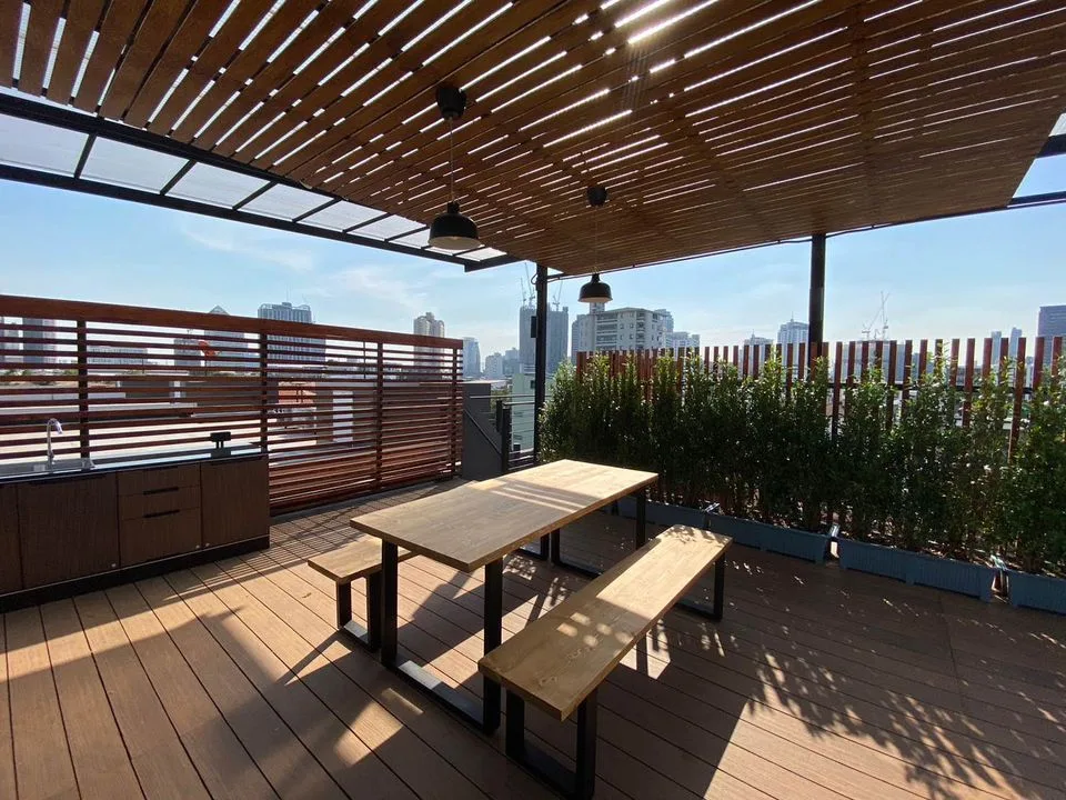 Property photos for Arna Ekamai