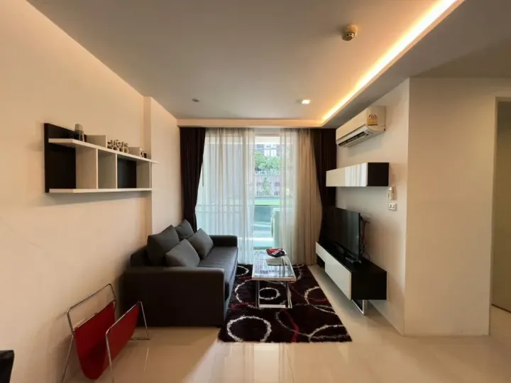 Property photos for Beverly 33