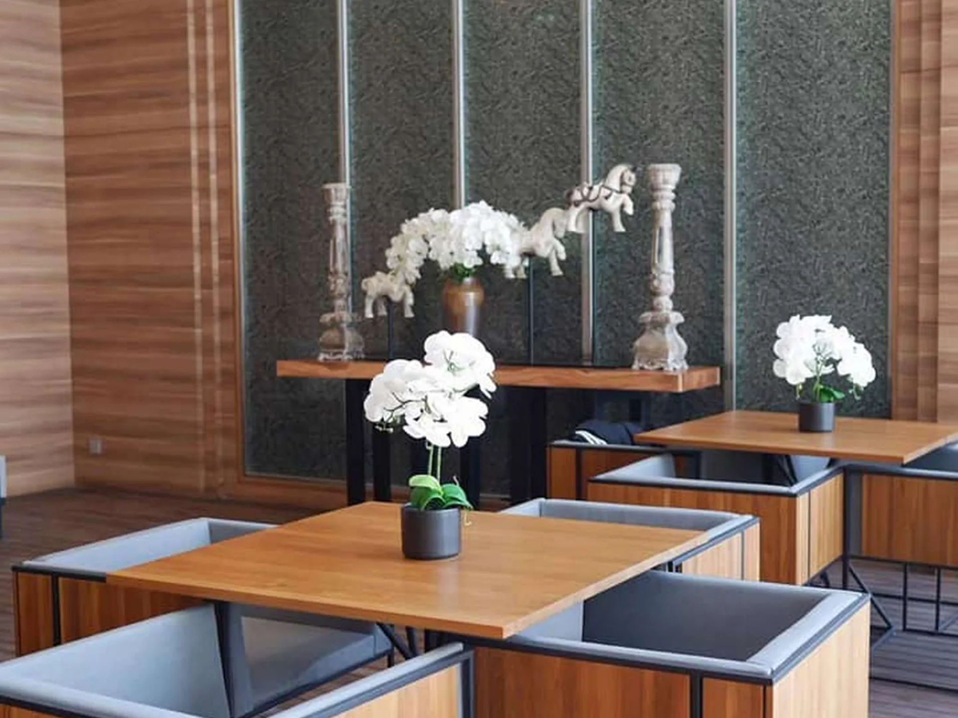 Property photos for The Esse Asoke