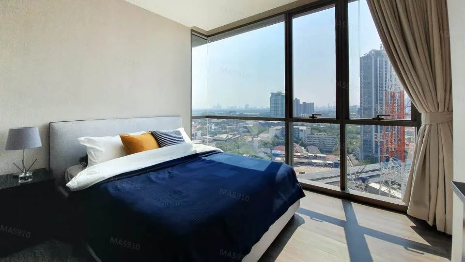 Property photos for The Room Sukhumvit 69