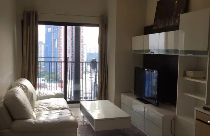 Property photos for Noble Reveal