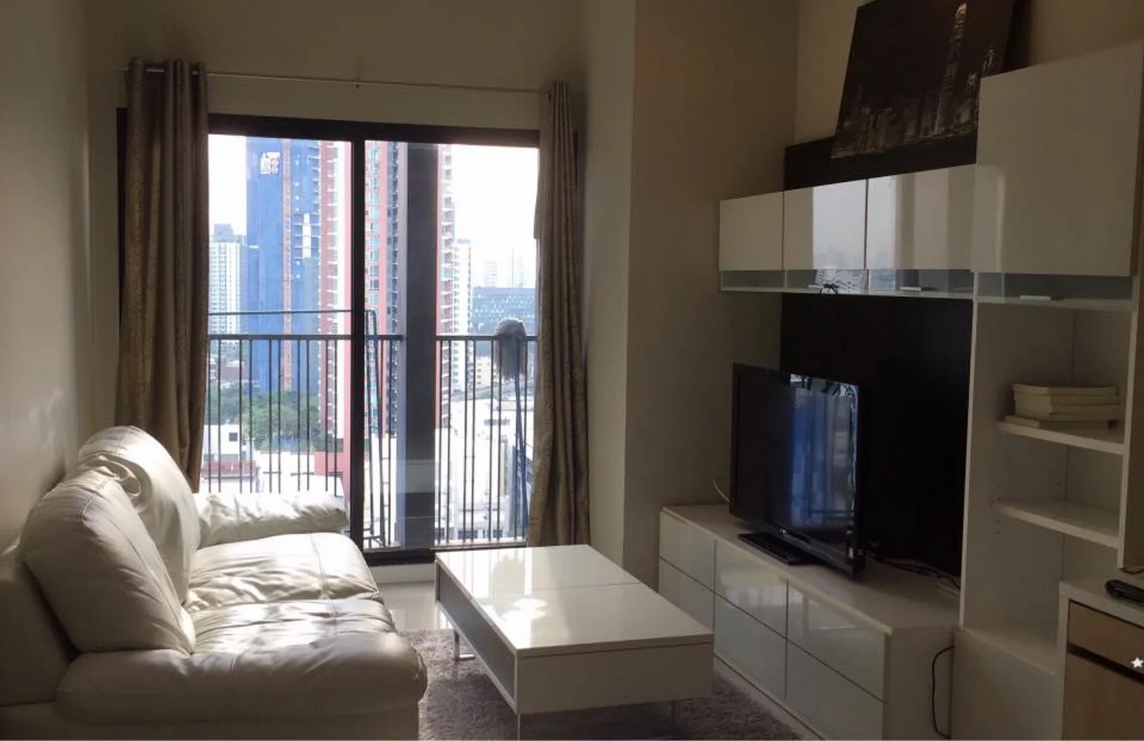 Property photos for Noble Reveal