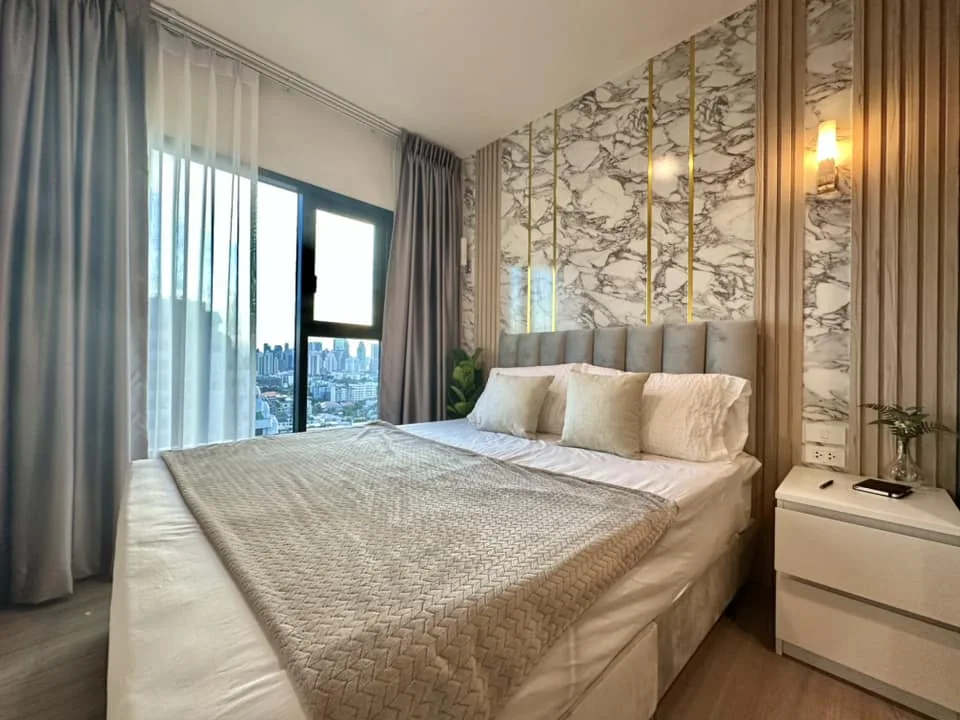 Property photos for The Base Phetchaburi-thonglor