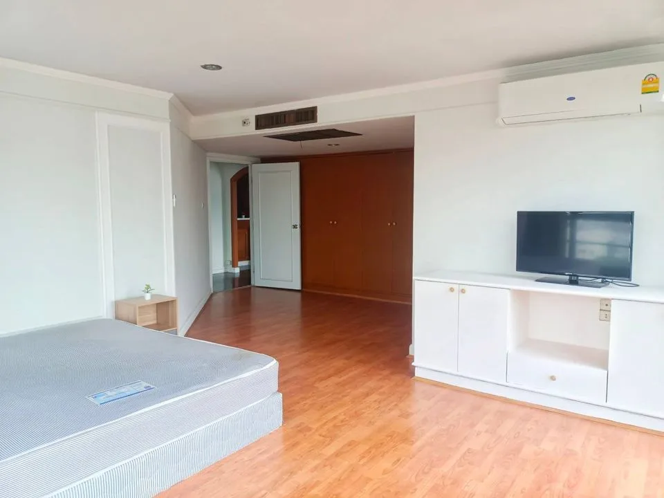 Property photos for The Waterford Park Sukhumvit 53