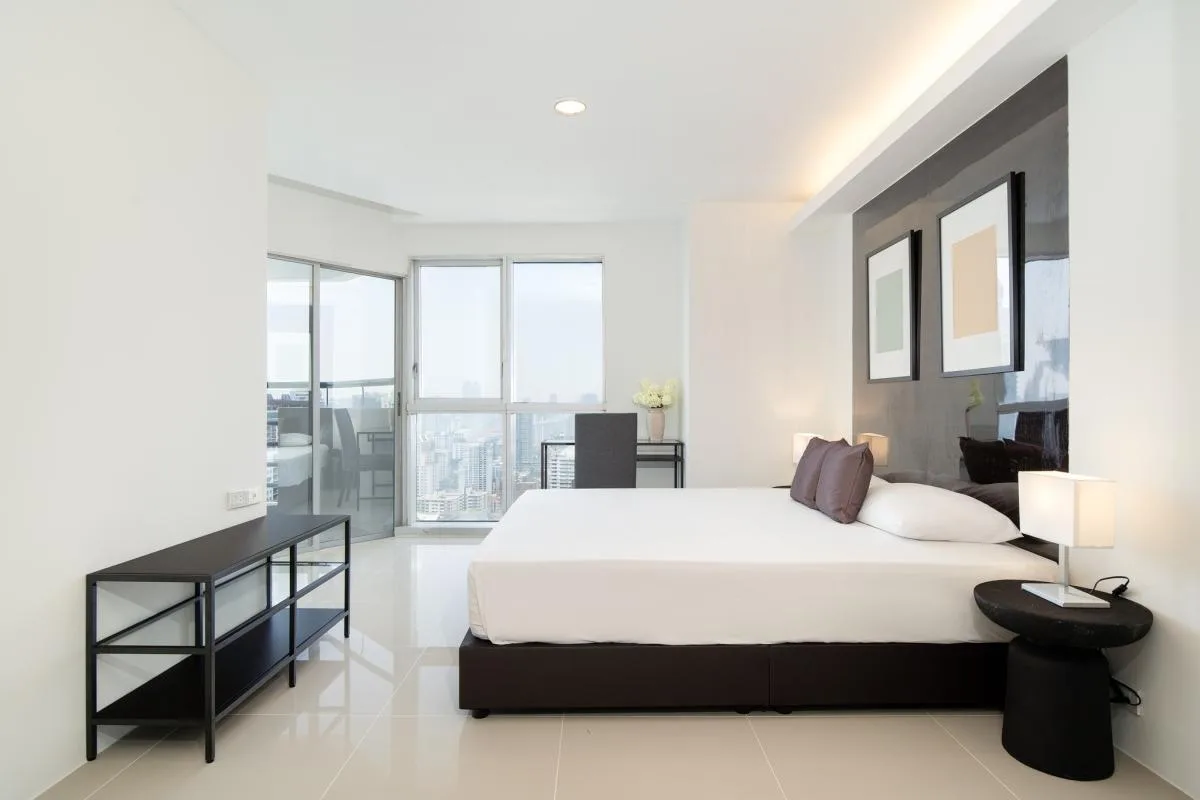 Property photos for The Waterford Diamond