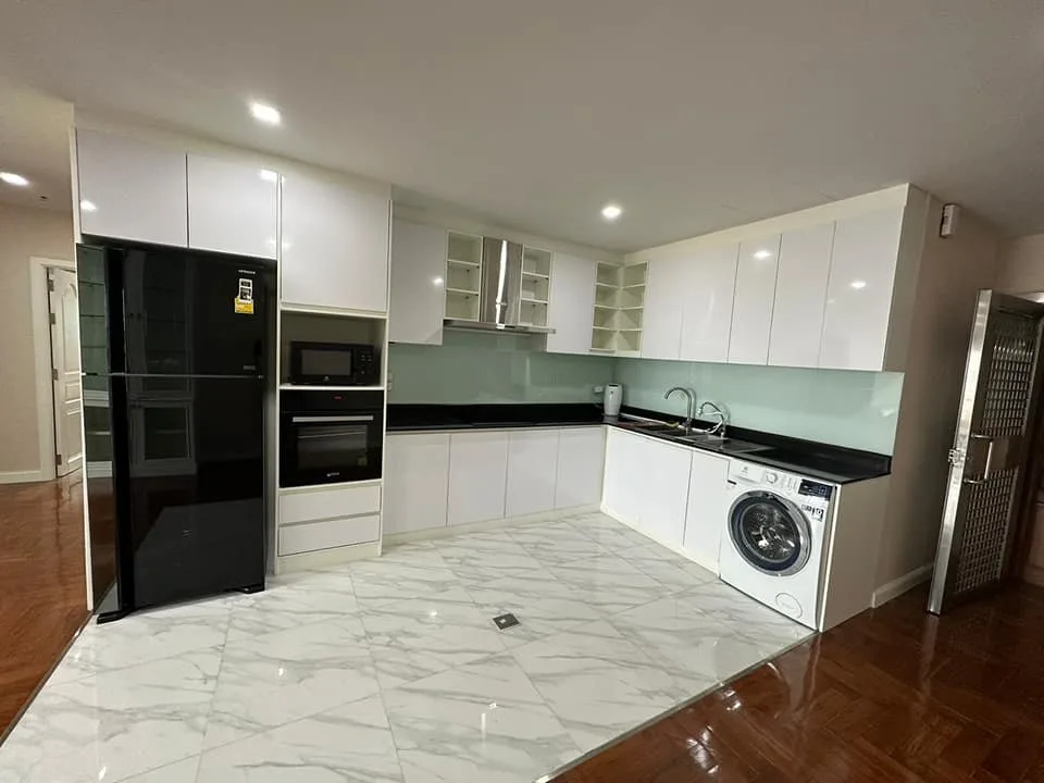 Property photos for Sathorn Gardens