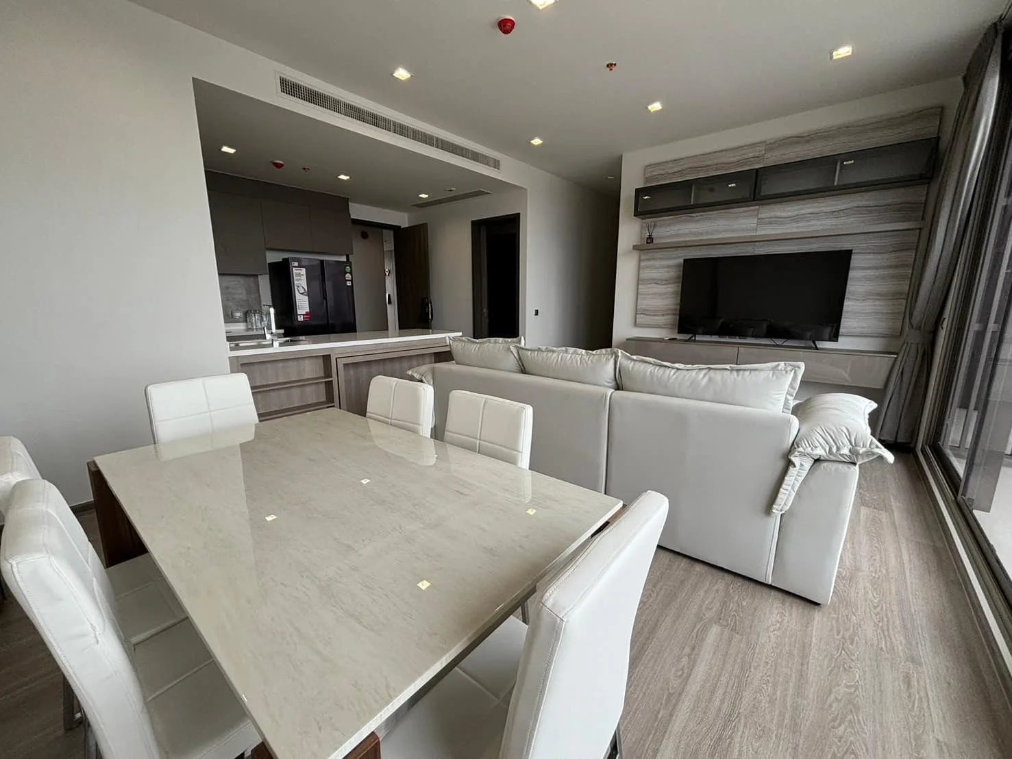 Property photos for Rhythm Charoenkrung Pavillion