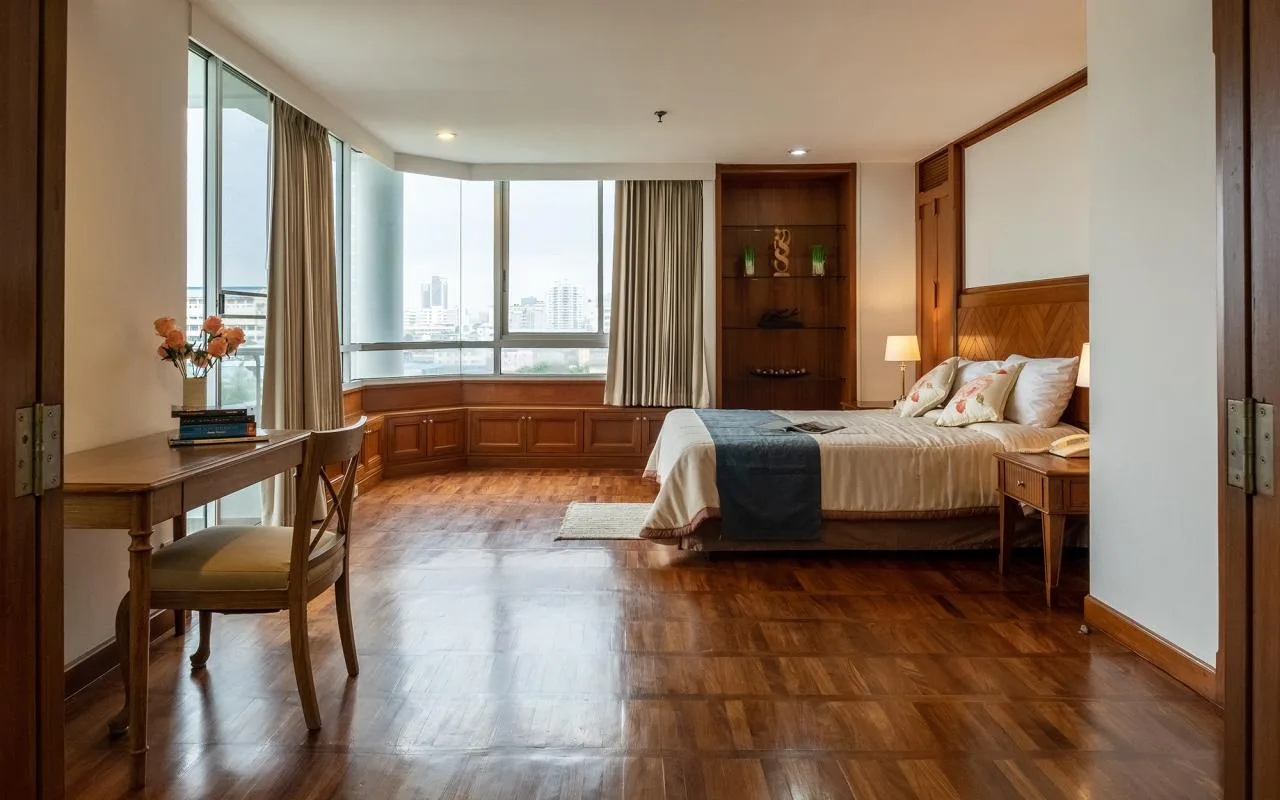 Property photos for Suan Phinit Place