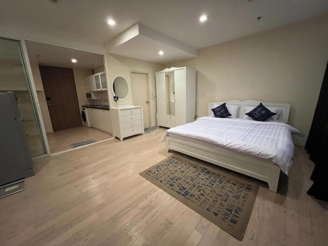 Property photos for Noble Remix