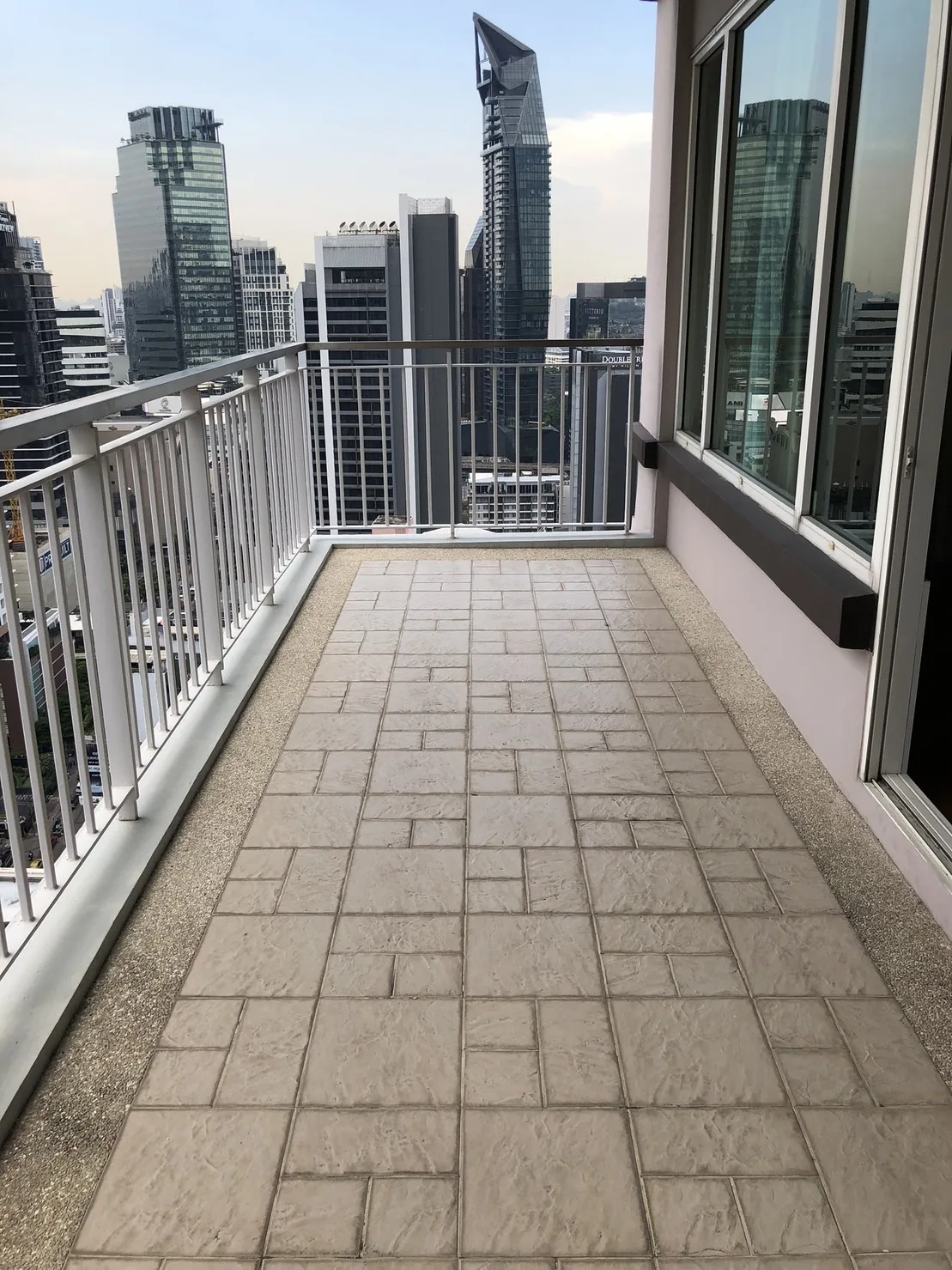 Property photos for Baan Siri 24