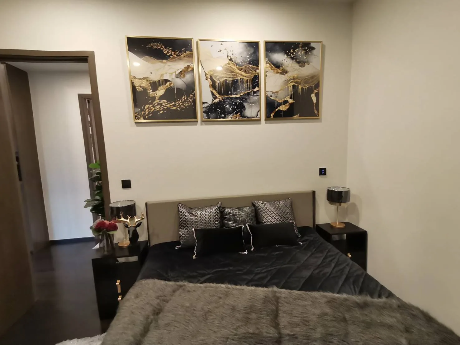 Property photos for Park Origin Thonglor