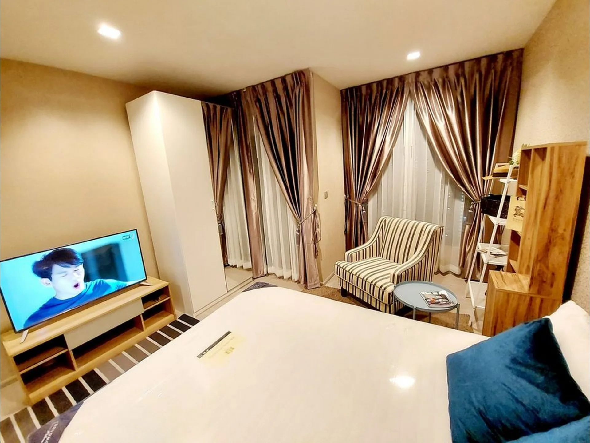 Property photos for LIFE Asoke - Rama 9