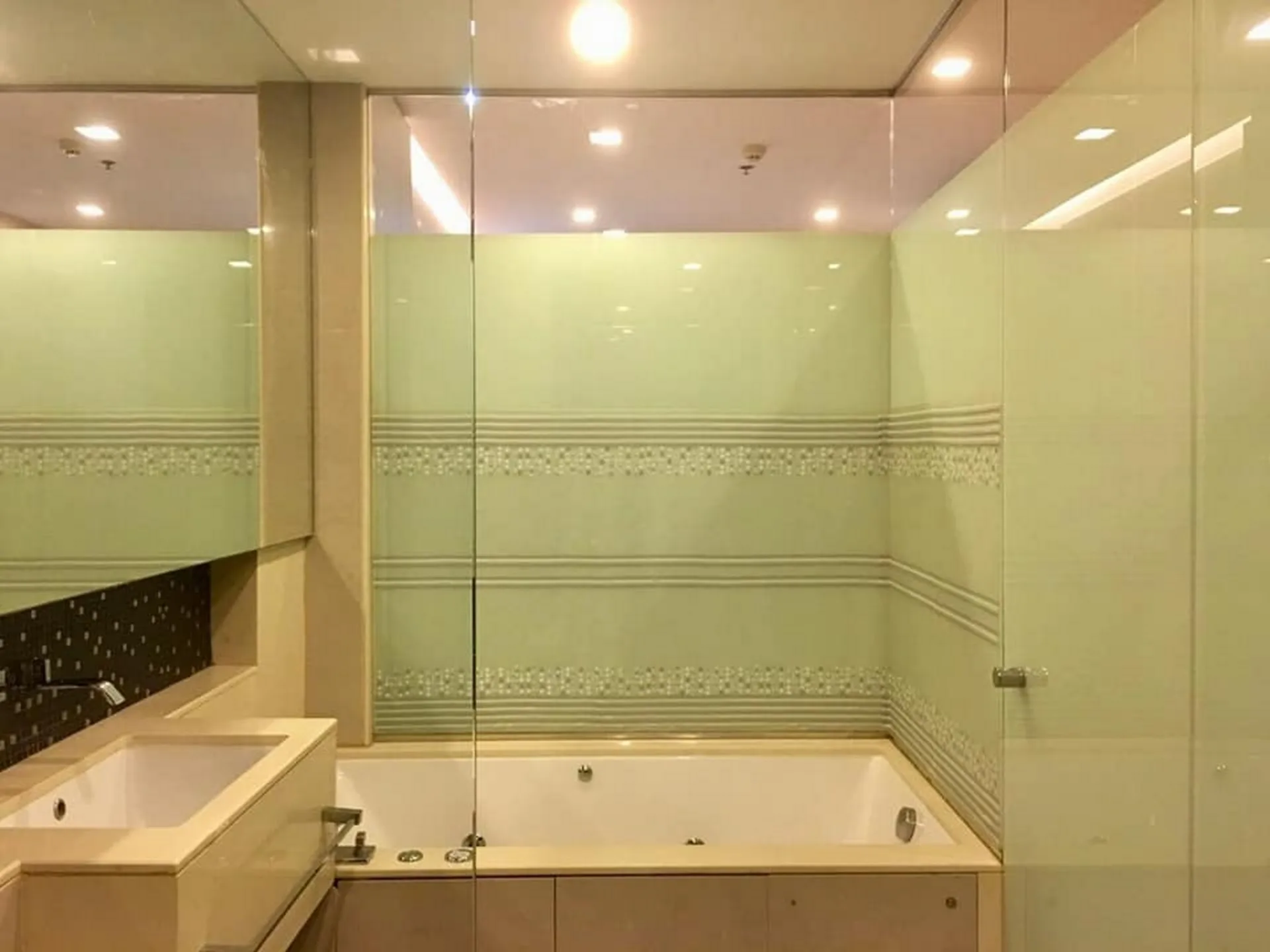 Property photos for The Address Asoke