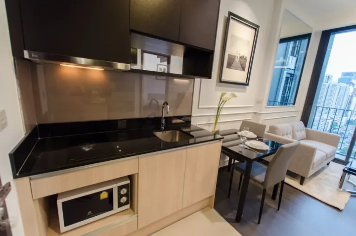 Property photos for Edge Sukhumvit 23