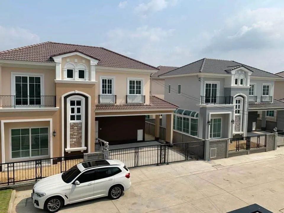Property photos for Grandio Ramintra-wongwaen