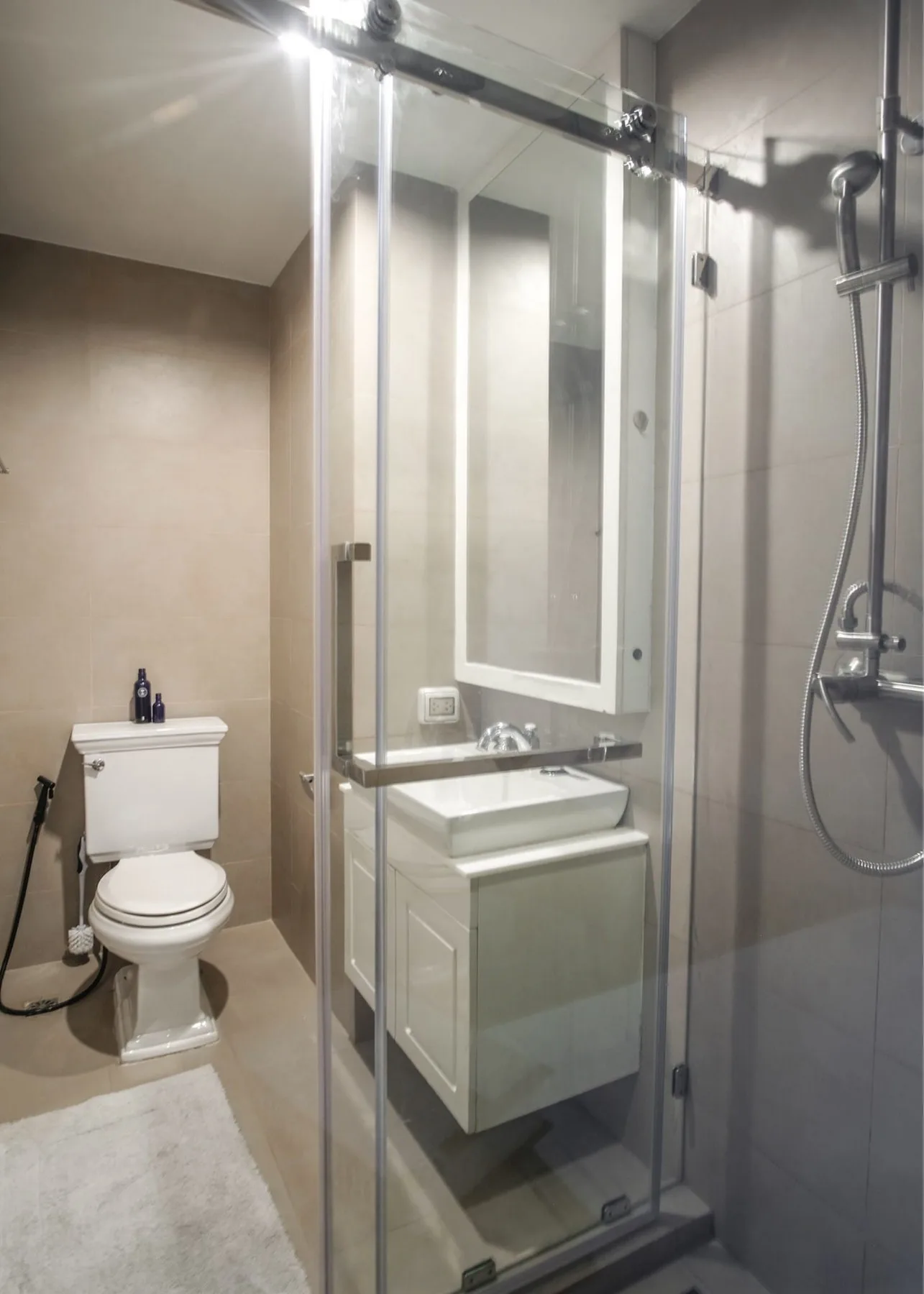 Property photos for Condolette Dwell Sukhumvit 26