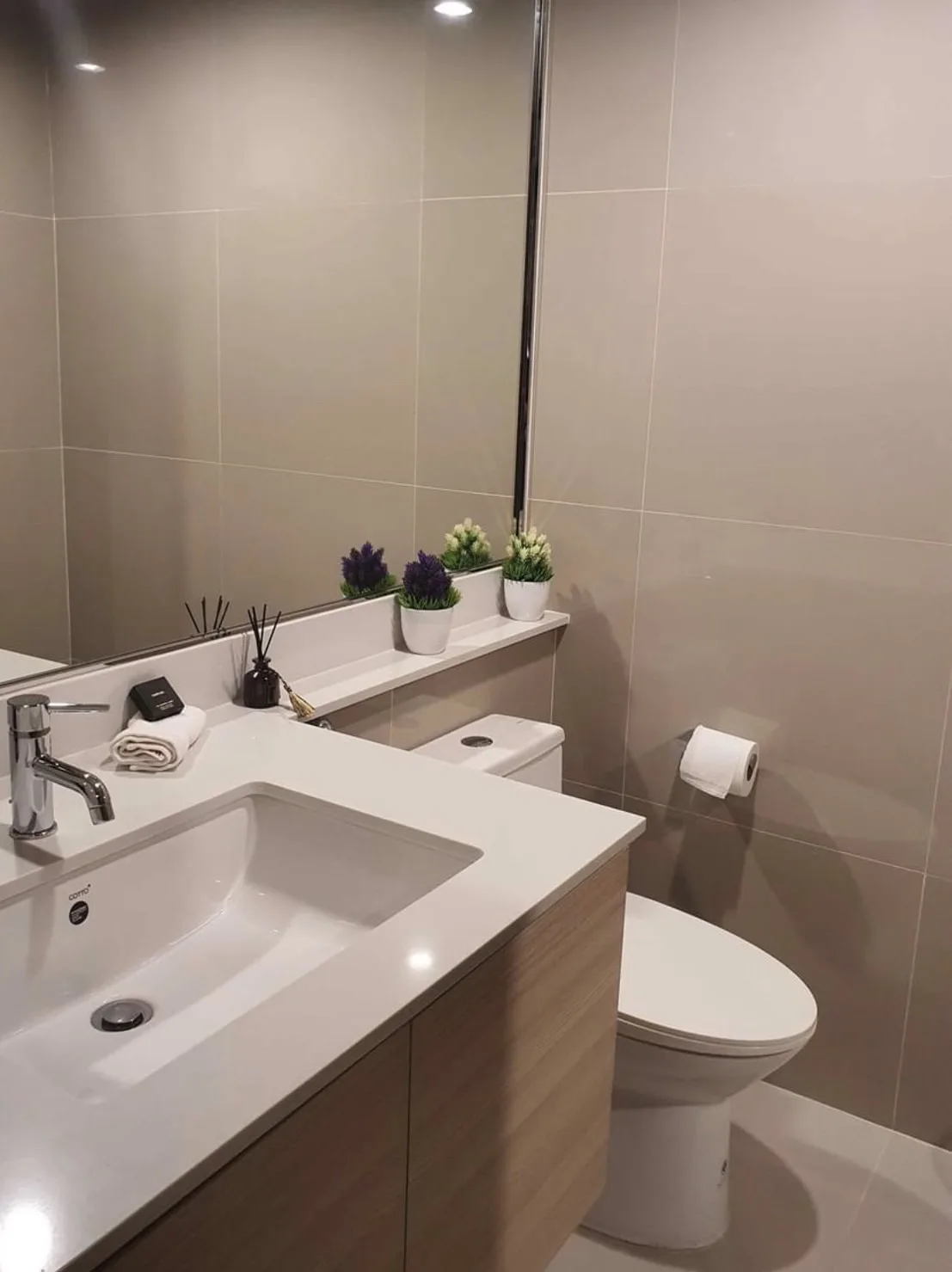 Property photos for Noble Above Wireless-Ruamrudee