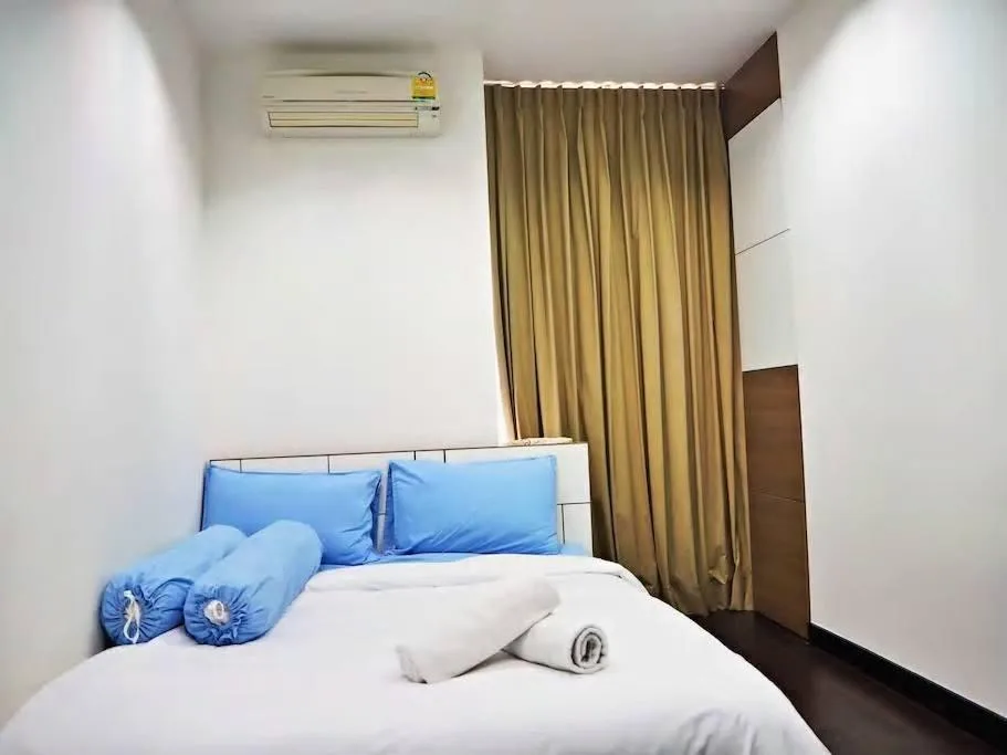 Property photos for Ideo Q Phayathai