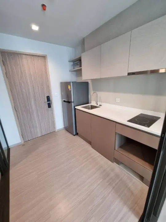 Property photos for Life Sathorn Sierra