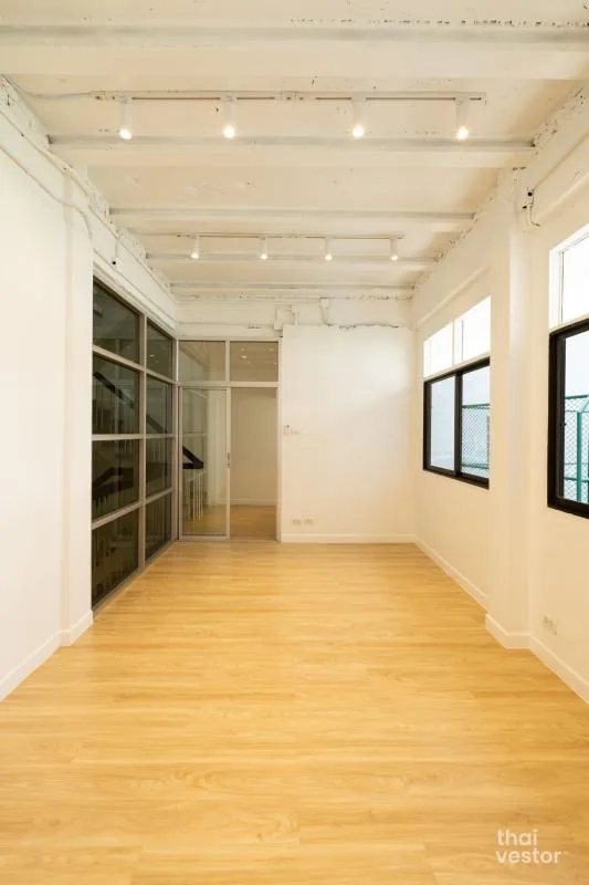 Property photos for Home Office 49/1