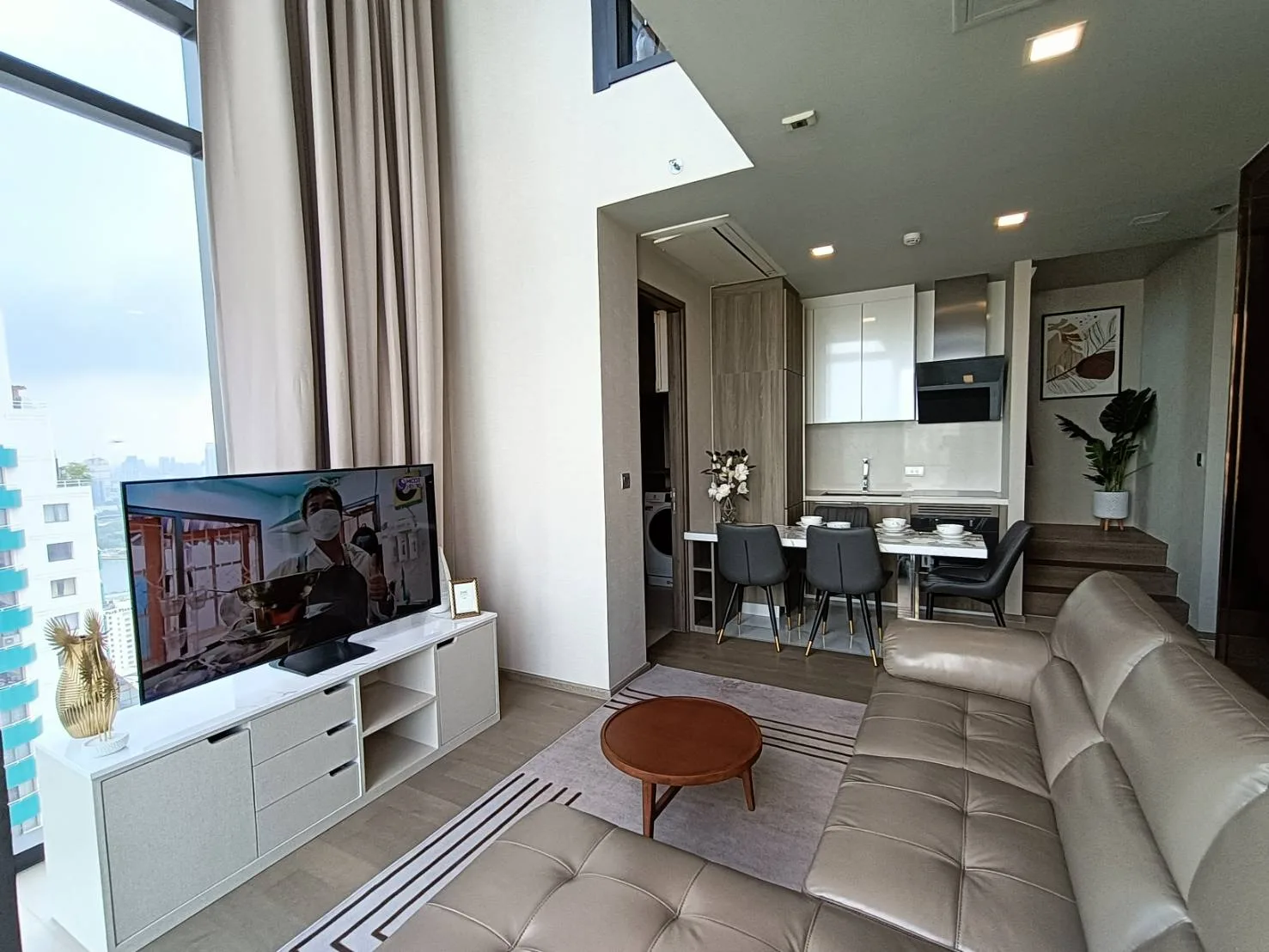 Property photos for Celes Asoke
