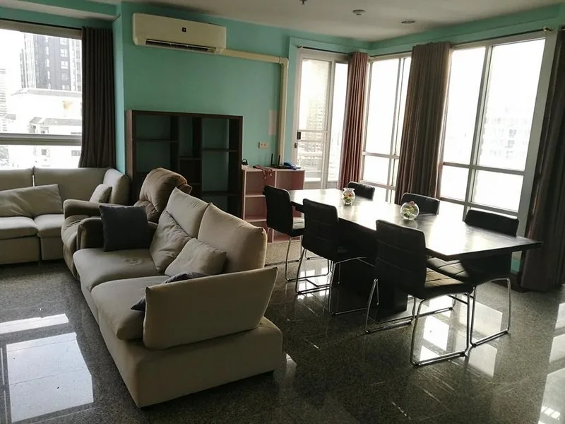 Property photos for Pathumwan Resort