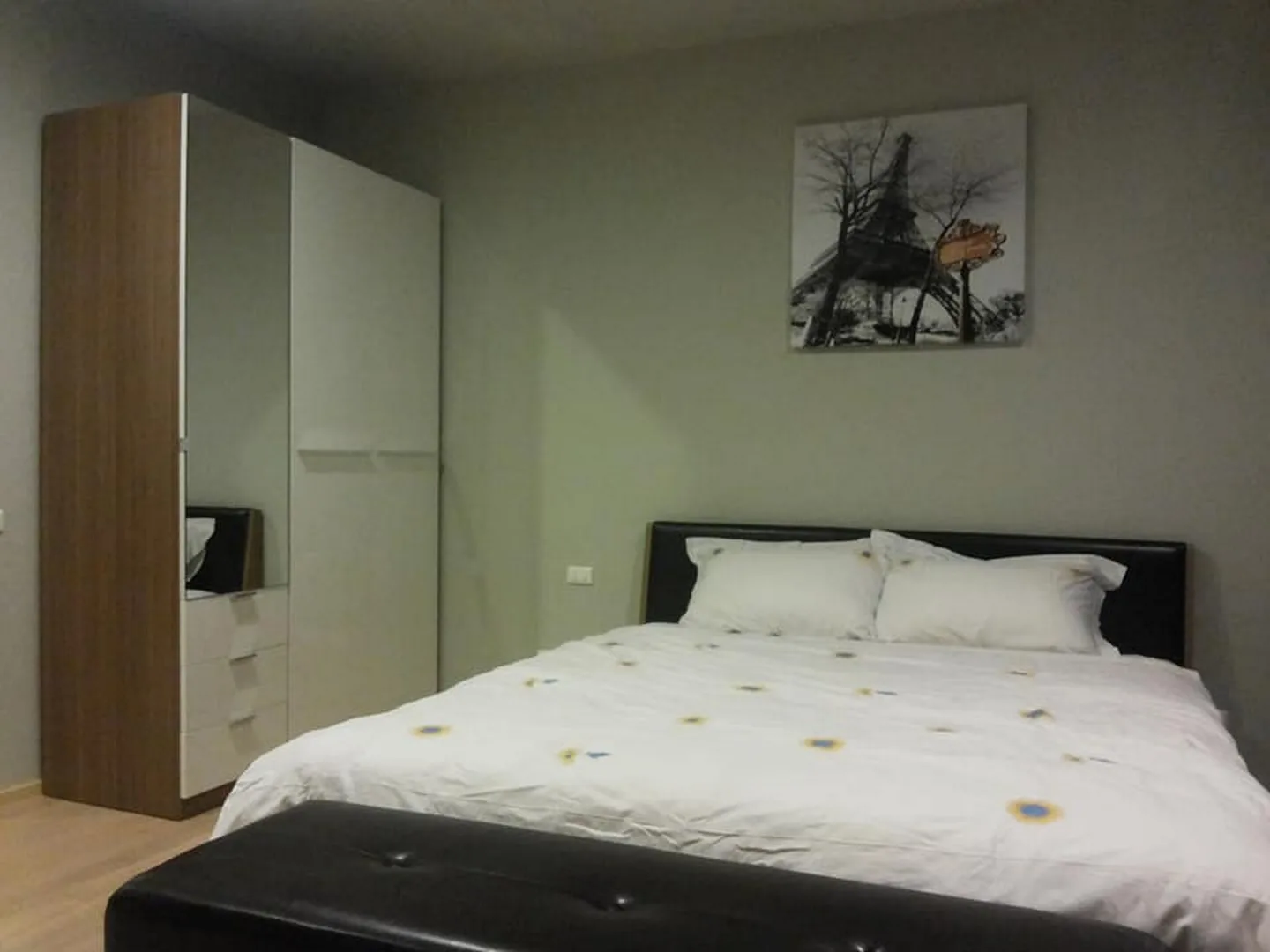 Property photos for Noble Refine