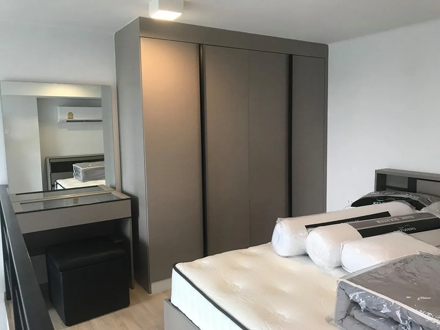Property photos for Ideo New Rama 9