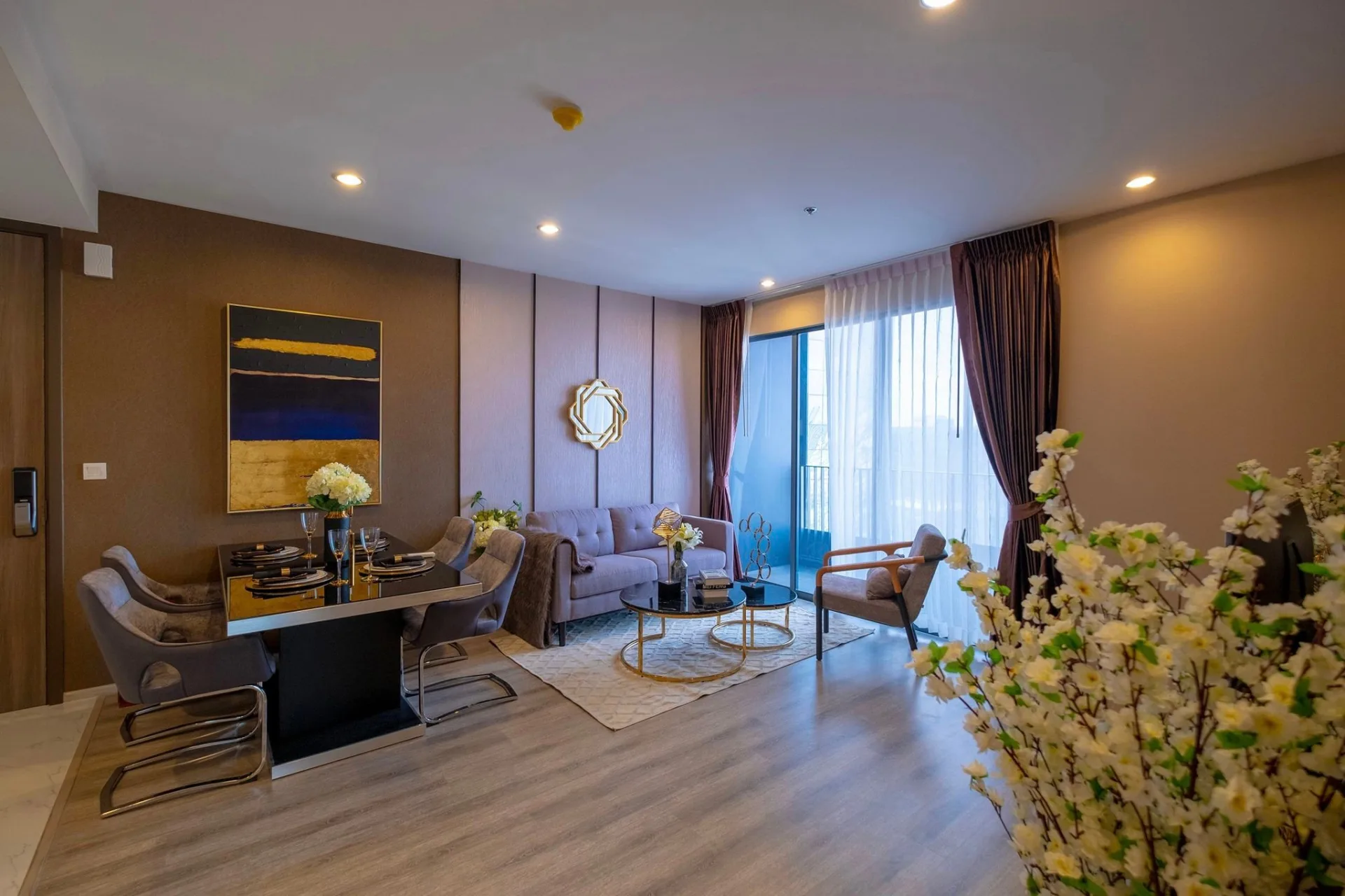 Property photos for IDEO Mobi Sukhumvit 66