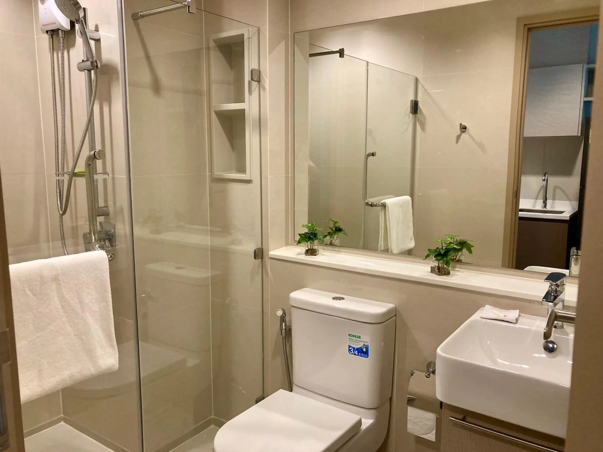 Property photos for Life Sathorn Sierra