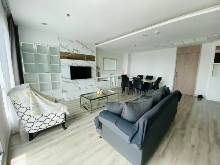 Property photos for Centric Sathorn - Saint Louis