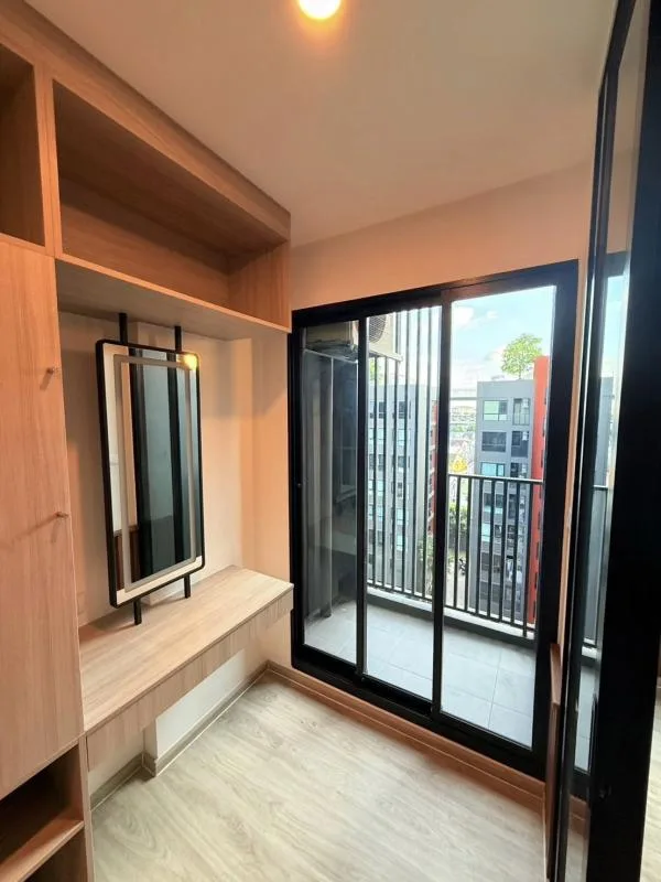 Property photos for Origin Play Sri Udom Station