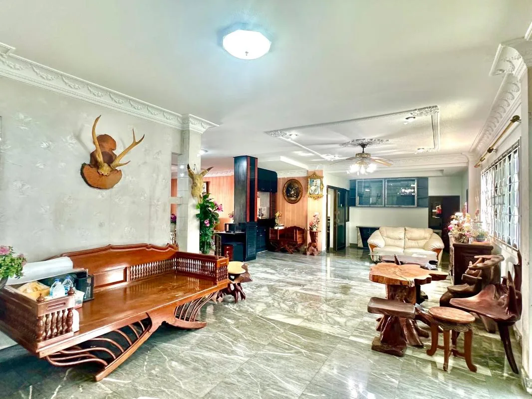 Property photos for Single House 4/109