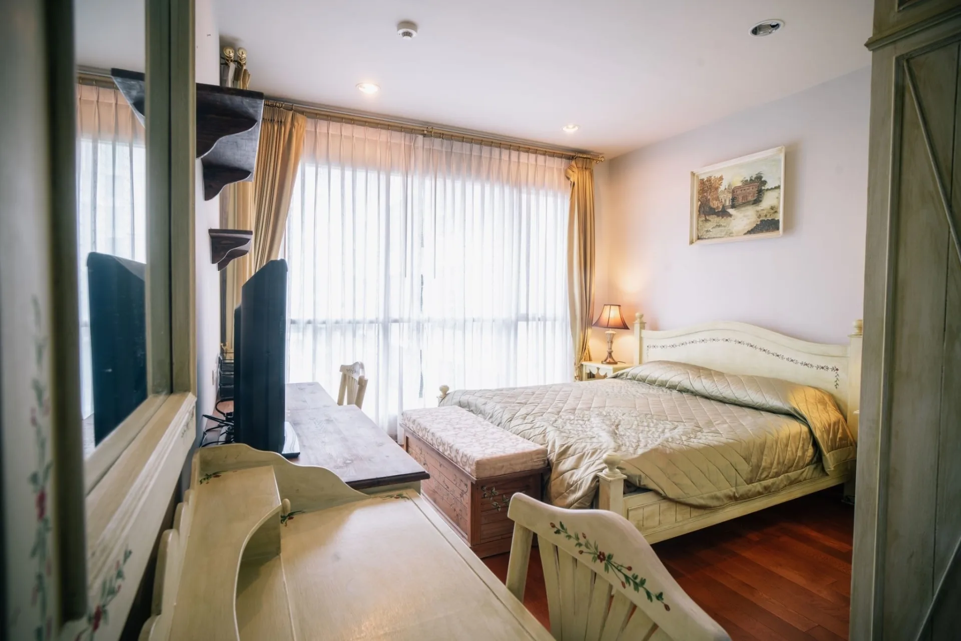 Property photos for The Address Chidlom