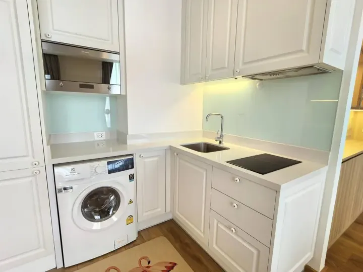 Property photos for Noble BE 33