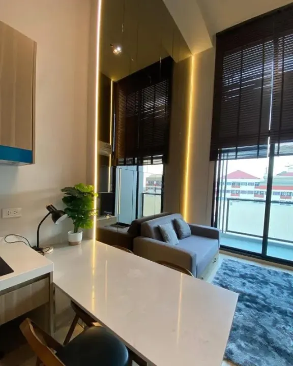 Property photos for Altitude Unicorn Sathorn - Tha Phra