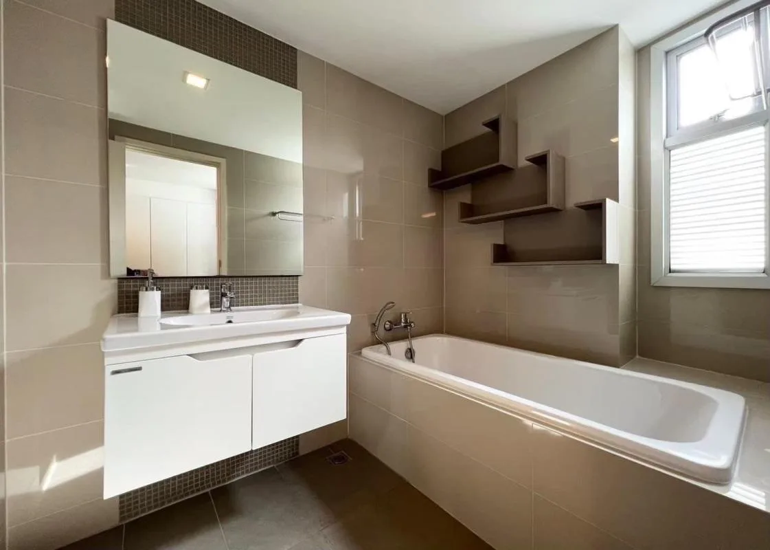 Property photos for Maestro 39
