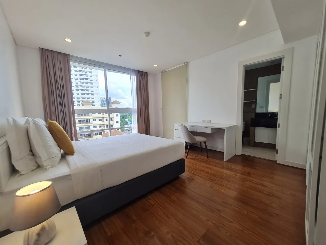 Property photos for Ekamai Gardens (shama Ekamai)