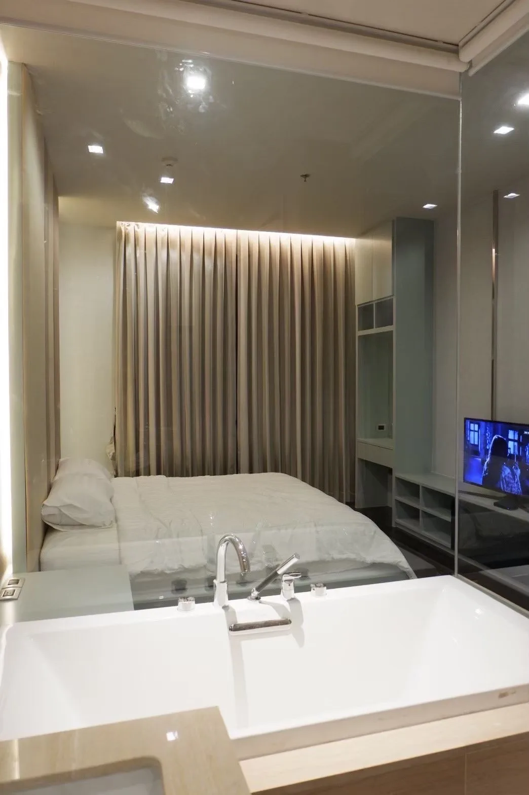 Property photos for The XXXIX by Sansiri