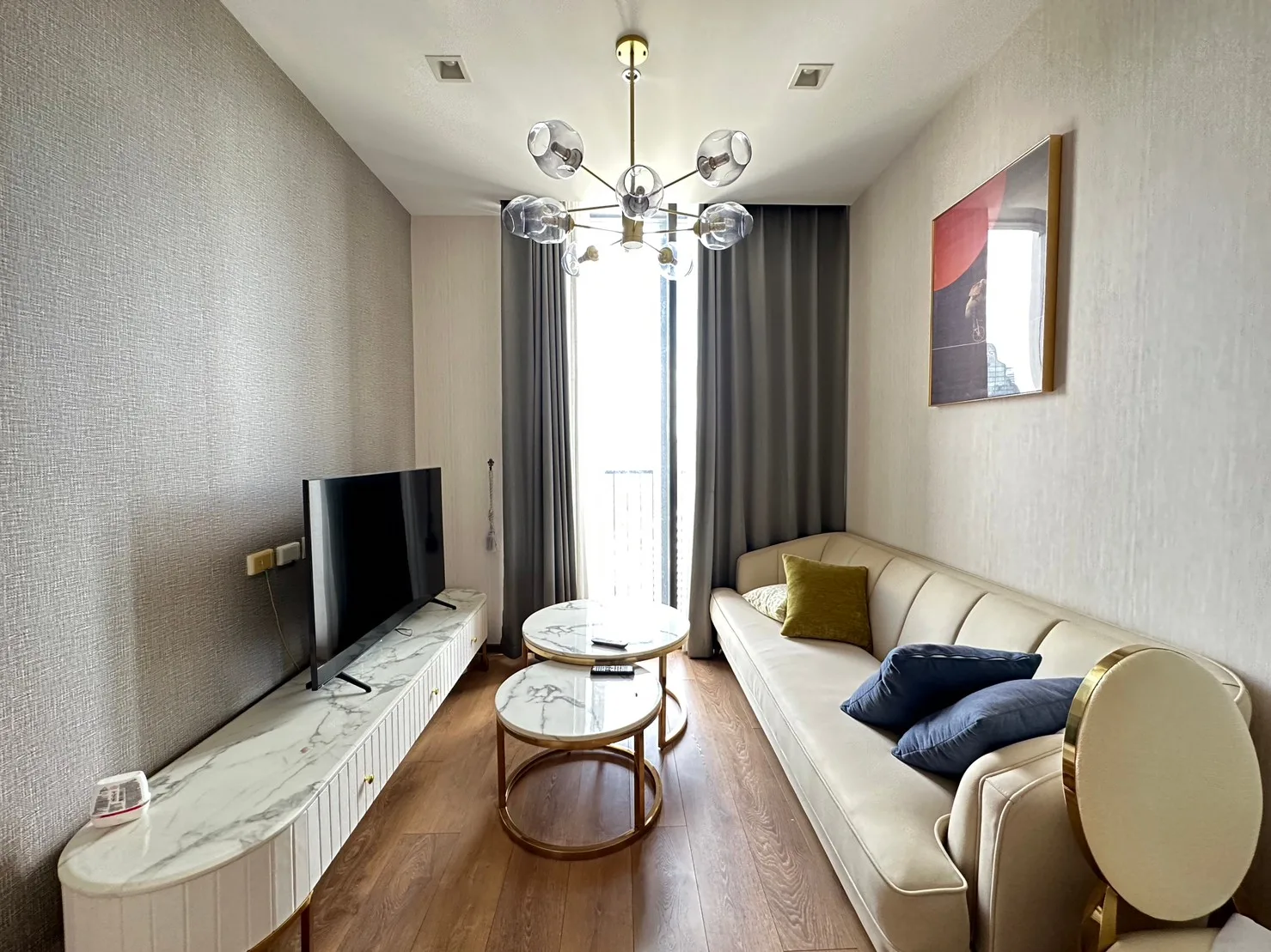 Property photos for Noble BE 33