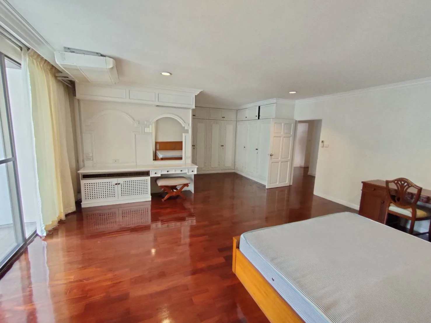 Property photos for Govind Tower