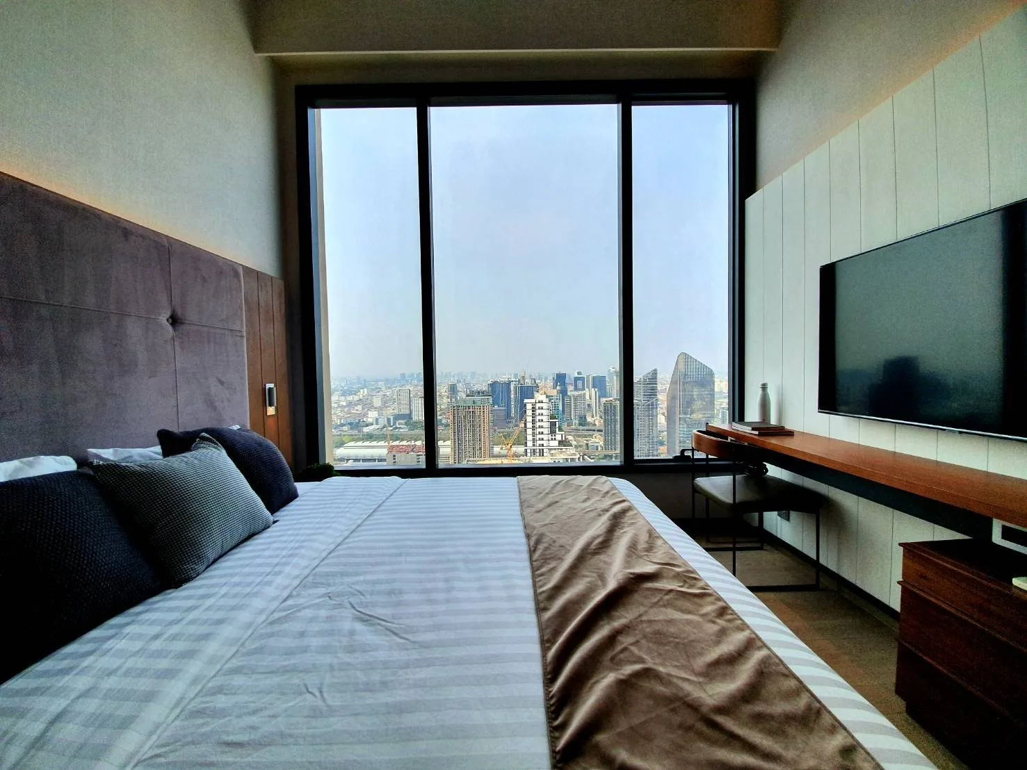 Property photos for The Esse Asoke