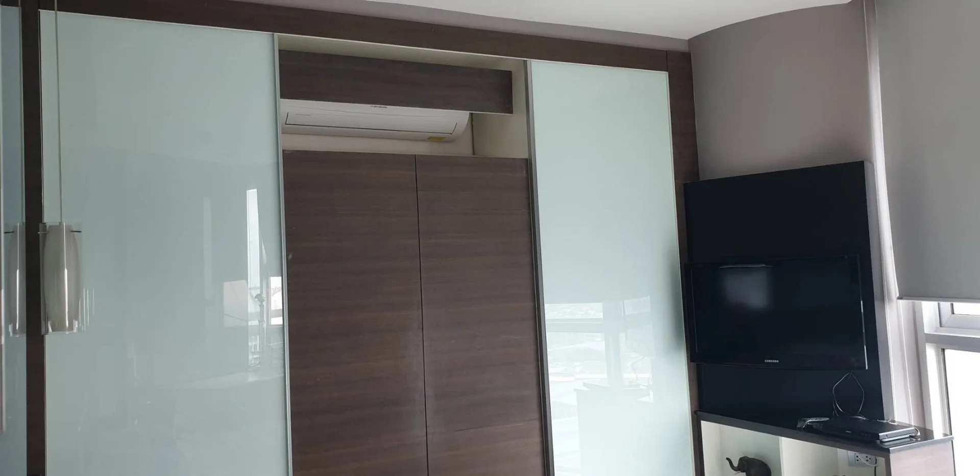 Property photos for Sky Walk Condominium