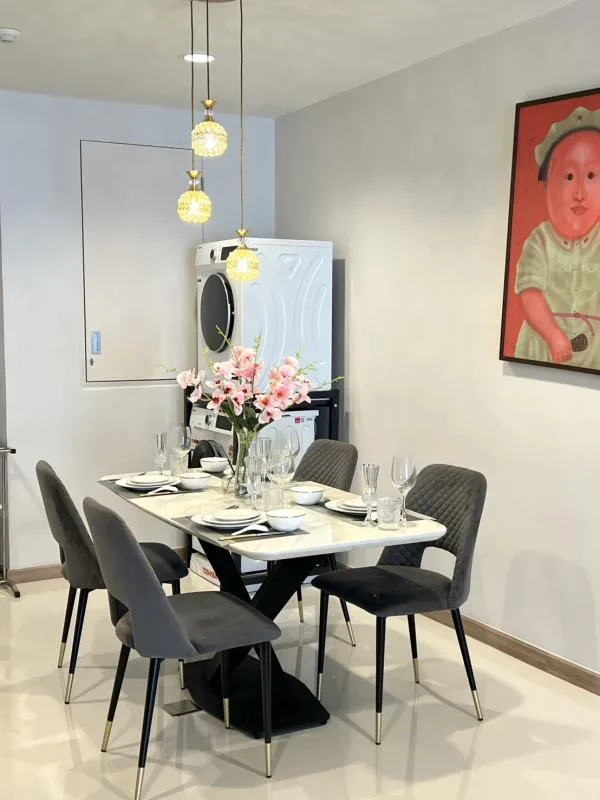 Property photos for Sathorn 111